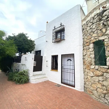 Placa Eivissa,1 אמפוריבראבה